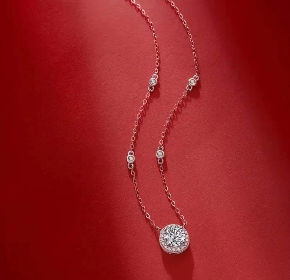 1CT VVS1 GRA Certified Moissanite Diamond Necklace - photo 5