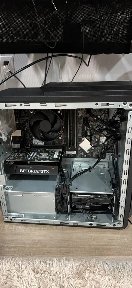 Gaming Pc and Monitor - photo 2