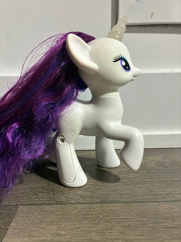 My Little Pony Cutie Mark Magic Glamor Glow Rarity - photo 3