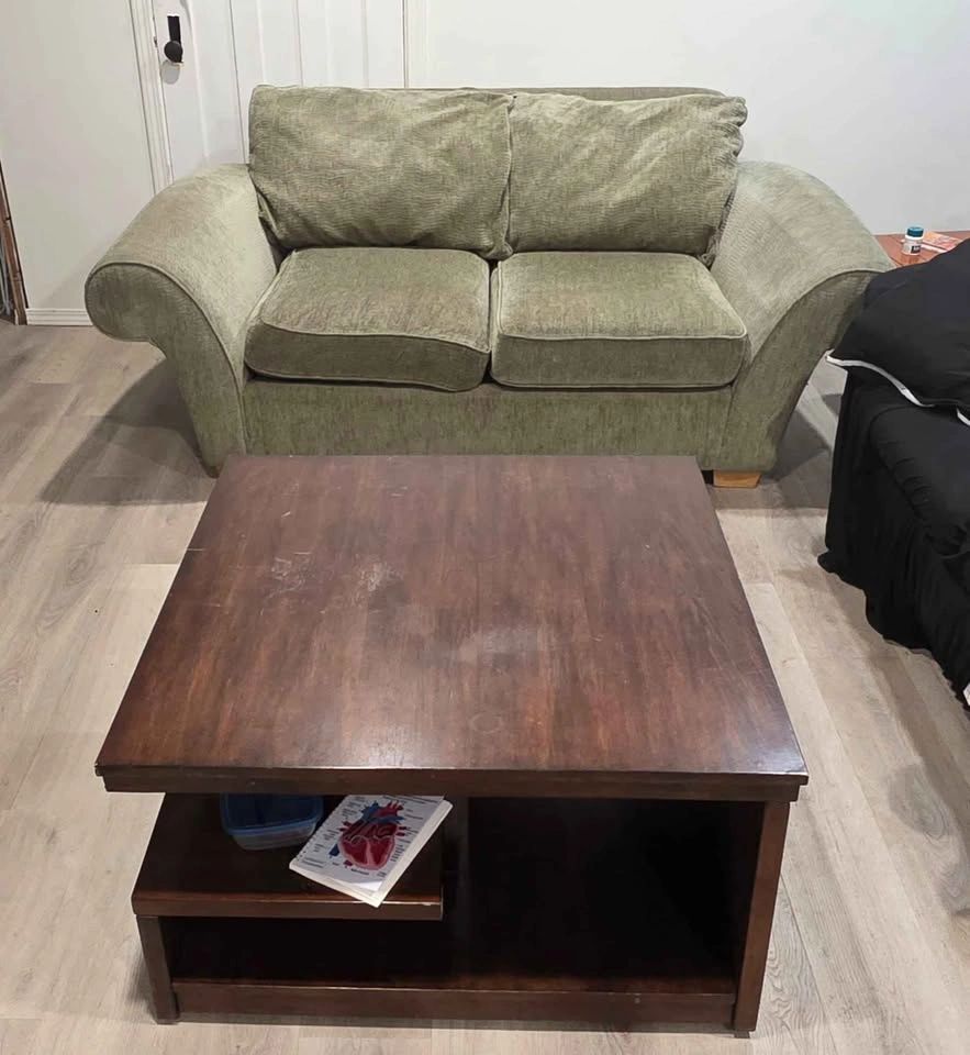 Moving sale