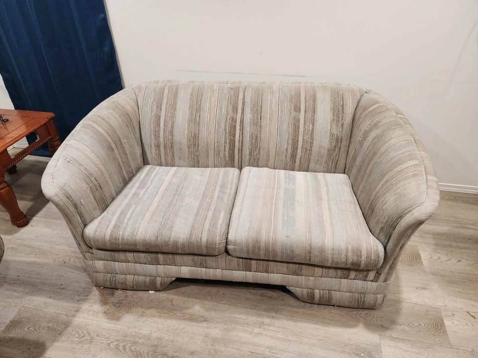 Moving sale - photo 3