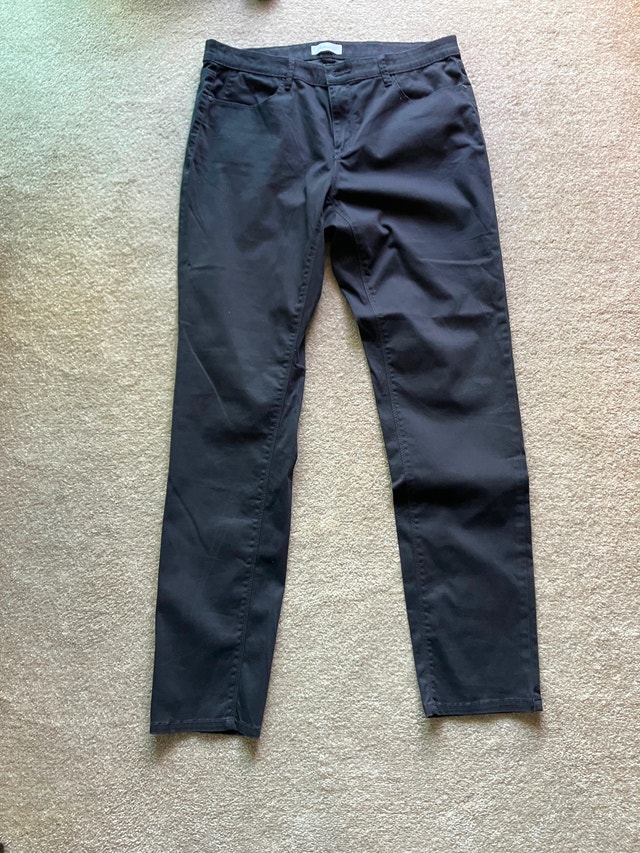 Size 11 Reitmans Pants