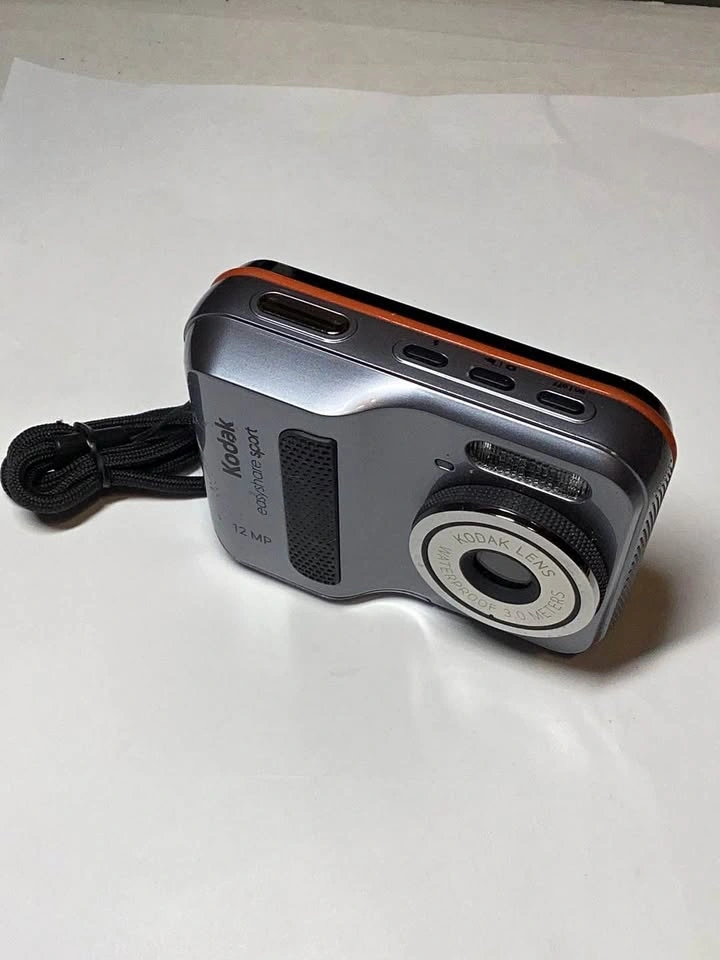 Kodak EasyShare Sport C123 Waterproof Digital Camera