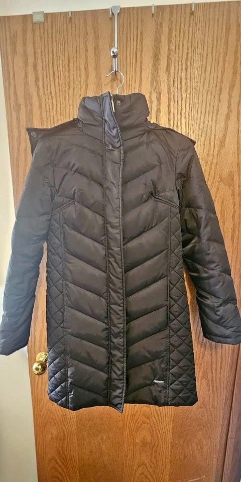 like new Kenneth Cole down puffer coat XS