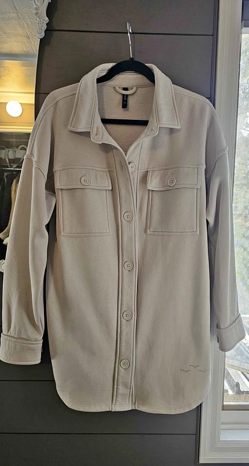 Lazypants shacket Medium