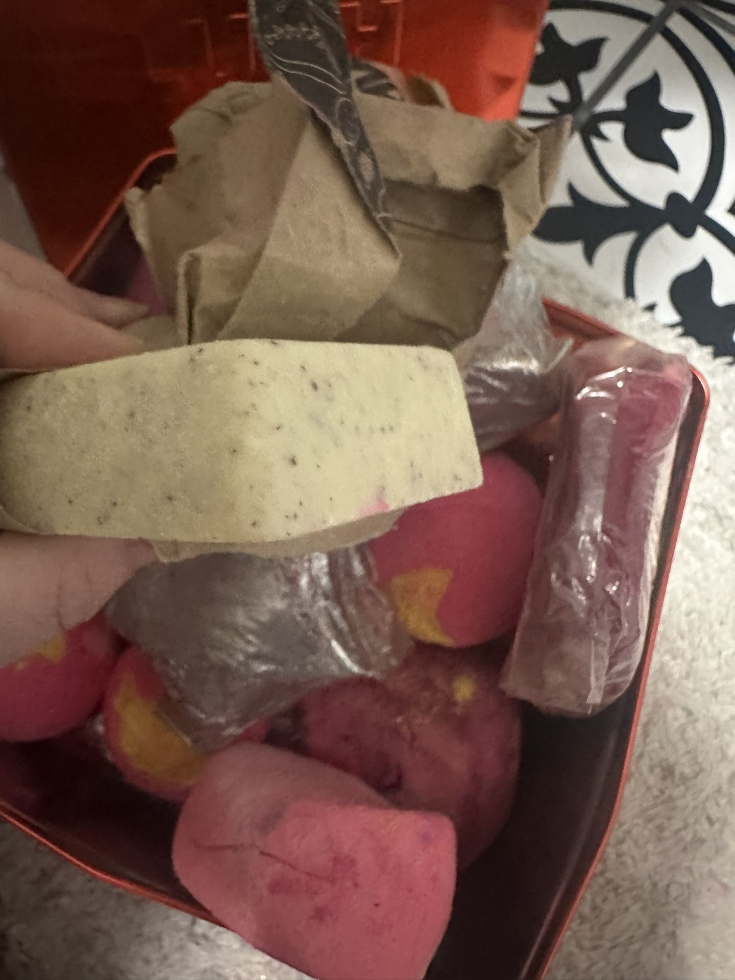 Lush Bath Bombs - photo 3