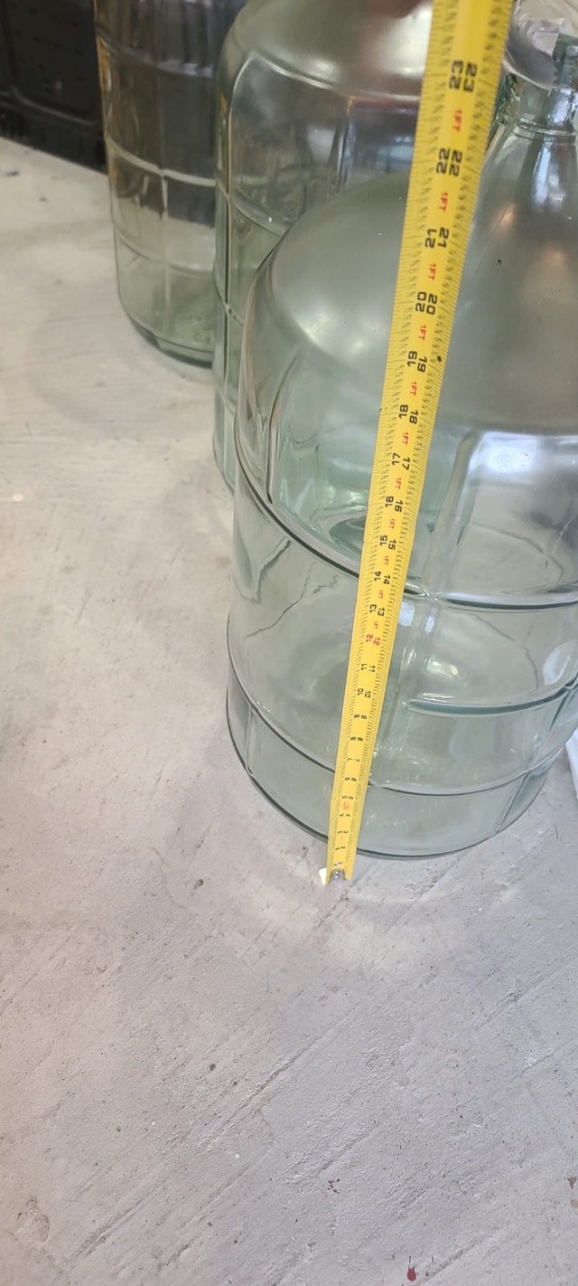 Set of 3 Glass Water Dispenser Jugs - photo 5