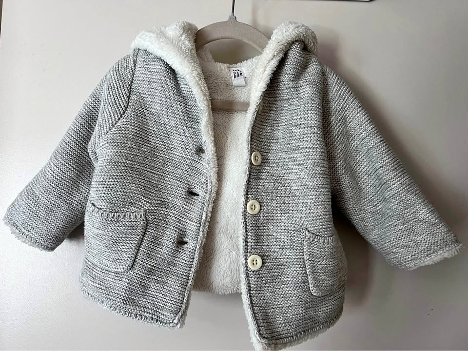 🧡Gap bear fleece lined toddler sweater size 18 months