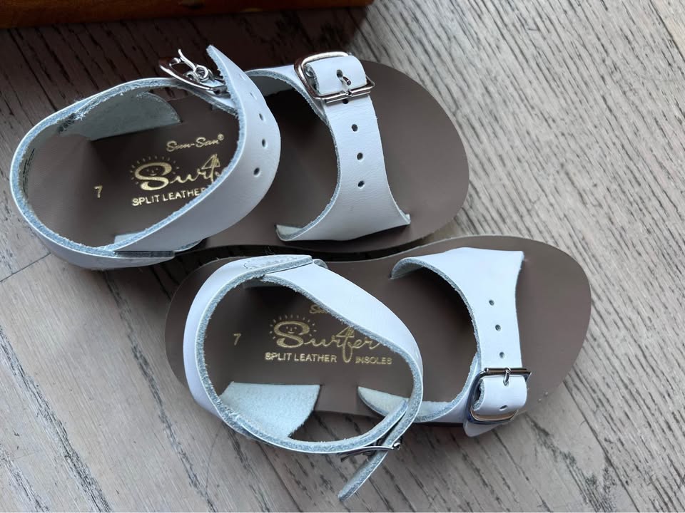 BNIB Saltwater Surfer Sandal white size C7 - photo 5