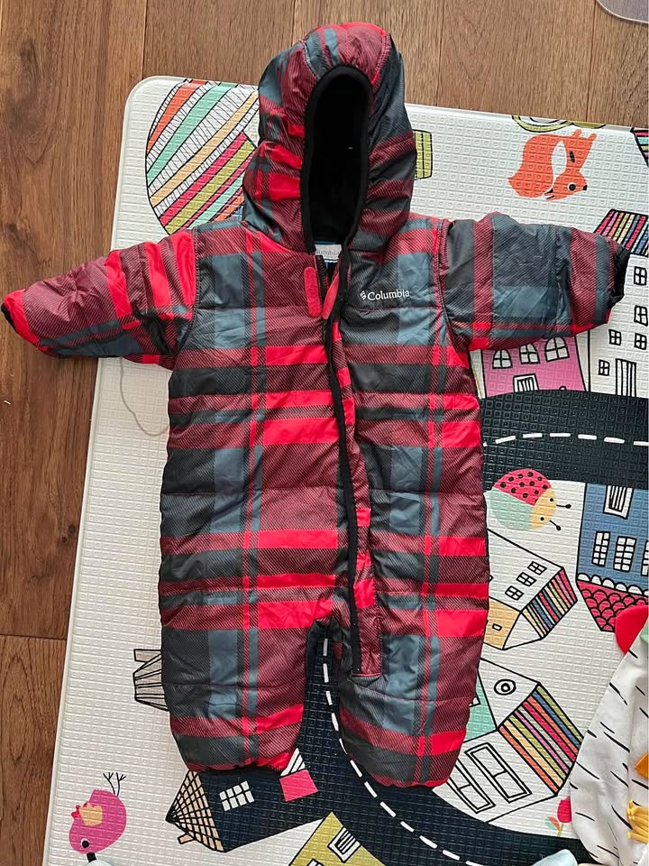 Columbia down snowsuit 6 month size