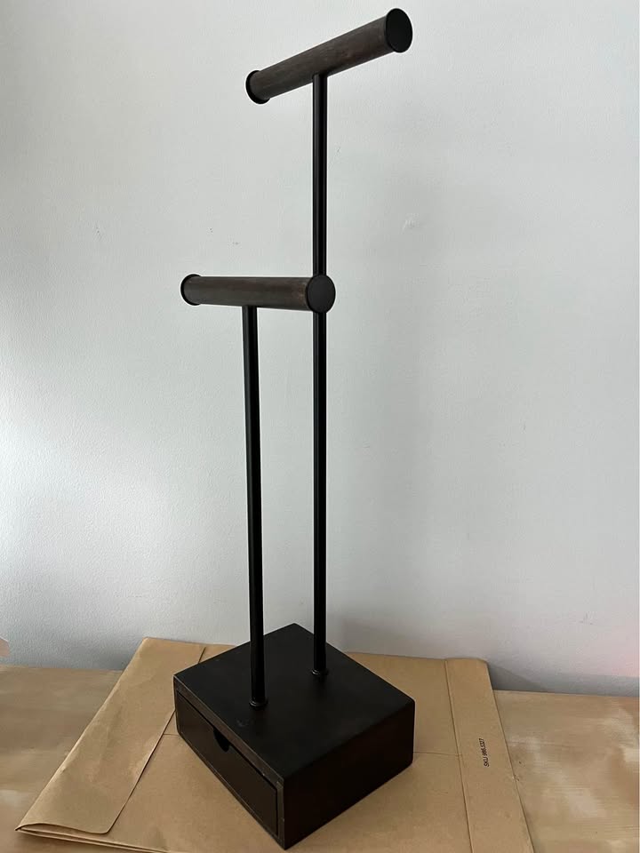 🧡Umbra 2 tier jewellery stand with drawer