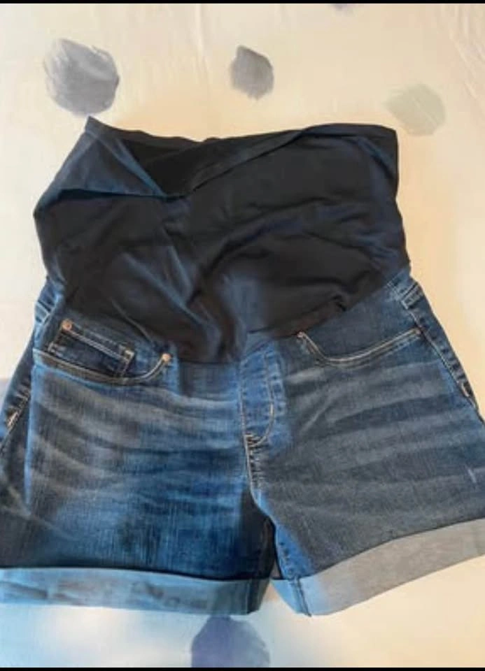 Maternity pants, Levi's and H&M - photo 3