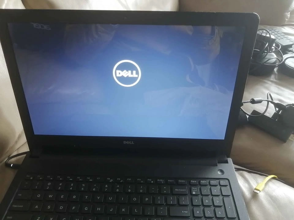 Dell Inspiron 15 3000 Series Laptop - photo 2