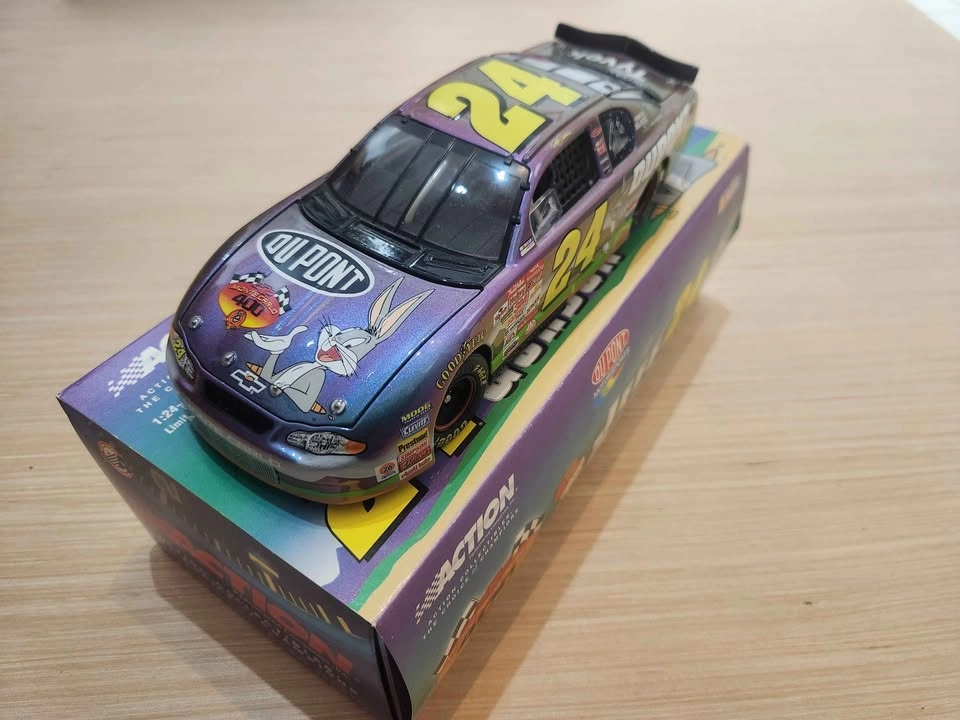 Jeff Gordon Diecast 1/24 - photo 2