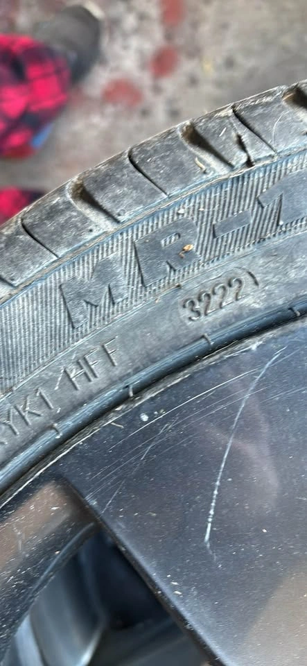 Dodge Dart Rims and tires 18” - photo 2