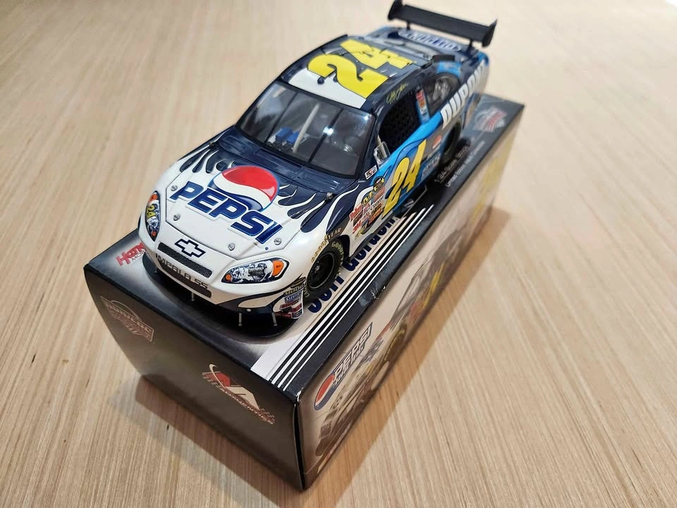 2007 Jeff Gordon Pepsi COT 1/24 Diecast