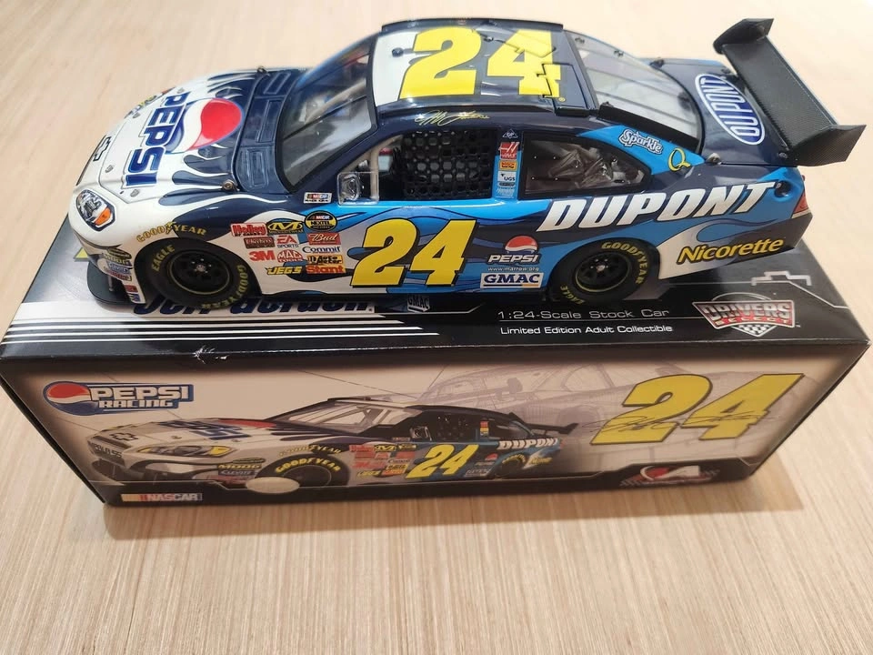 2007 Jeff Gordon Pepsi COT 1/24 Diecast - photo 2