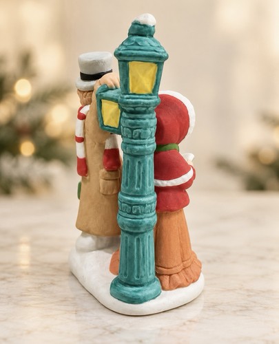 J.L.L. 1988 Hand Painted Ceramic Carolers Christmas Figurine - photo 3
