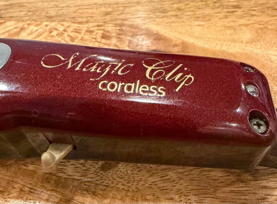 Wahl Magic Clip Cordless Clippers - photo 2