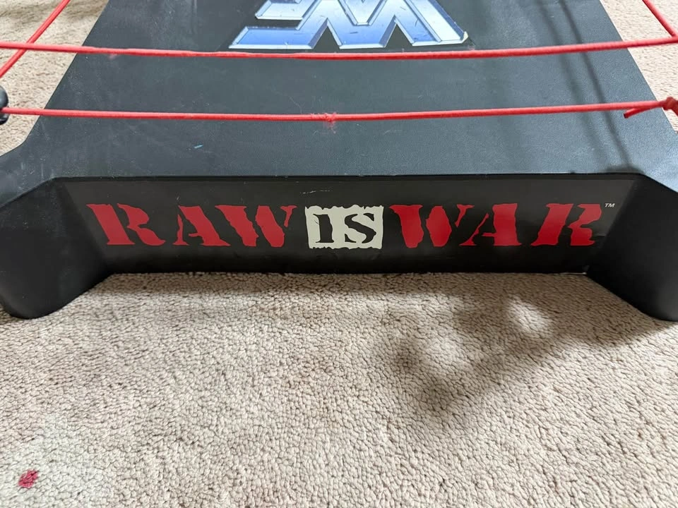 WWF/WWE Raw is War Wrestling Ring - photo 4