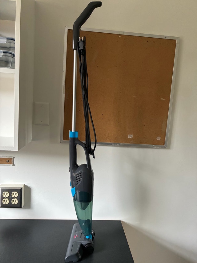 Bissell Stick Vacuum Cleaner - photo 2