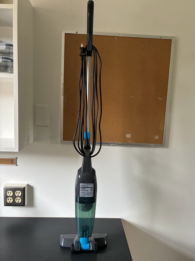 Bissell Stick Vacuum Cleaner - photo 3
