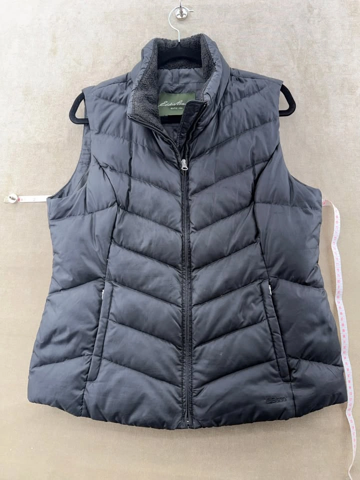 Eddie Bauer Women's Black Down Puffer Vest Large