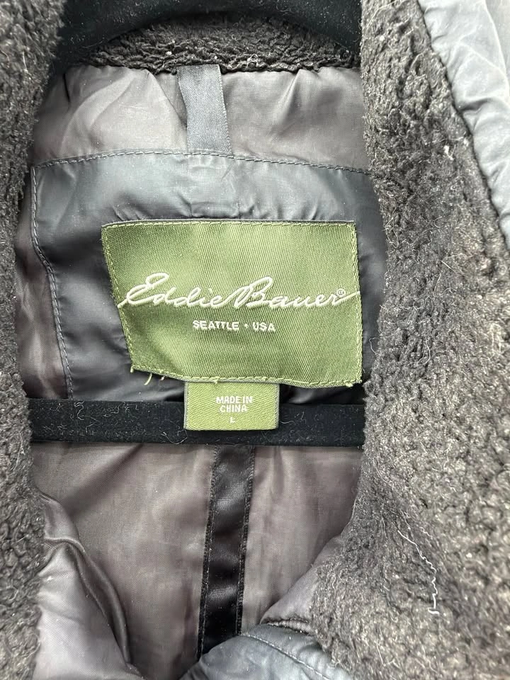 Eddie Bauer Women's Black Down Puffer Vest Large - photo 3