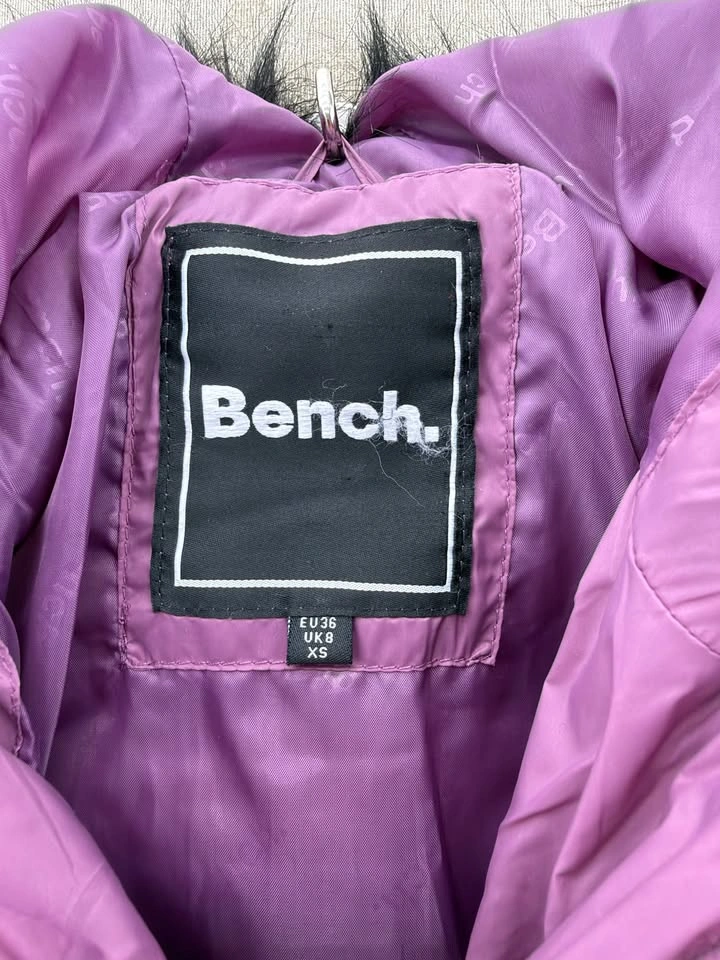NWT Bench Women’s XS Hooded Puffer Jacket Purple Plum - photo 2