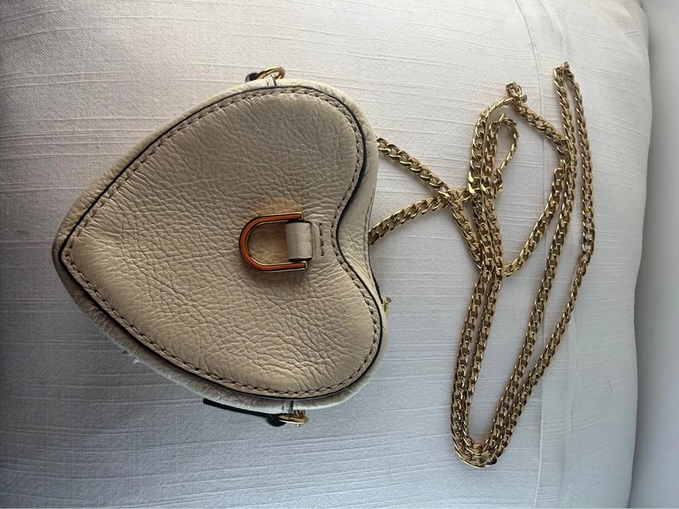 Fossil Heart Micro Crossbody Bag / Coin Pouch – Leather, Bone Wh - photo 2