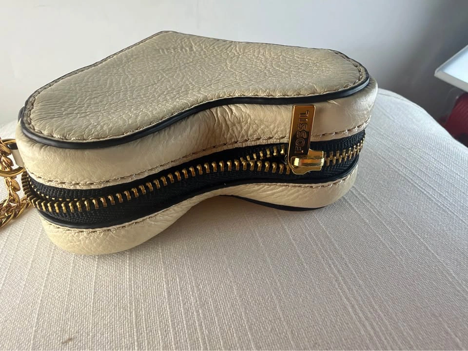 Fossil Heart Micro Crossbody Bag / Coin Pouch – Leather, Bone Wh - photo 5