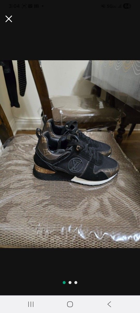 Louis Vuitton Sneakers For Women - photo 2