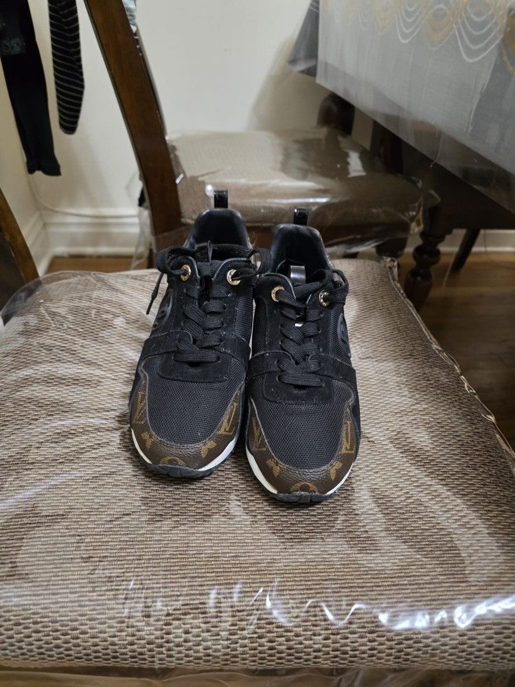 Louis Vuitton Sneakers For Women - photo 2