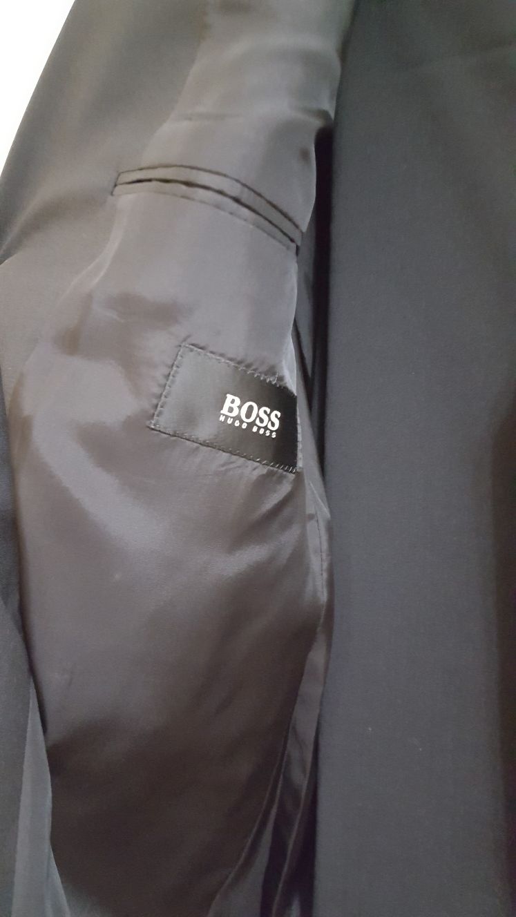 Hugo BOSS suit - photo 3