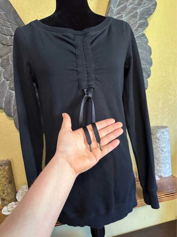 Lululemon Pull Over Sweater - photo 3