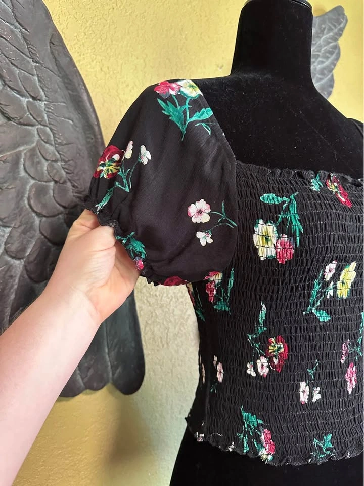 SWS Floral Black crop Top - photo 2