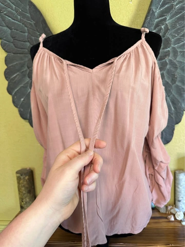 Wrangler cold Shoulder Women's Top - photo 2