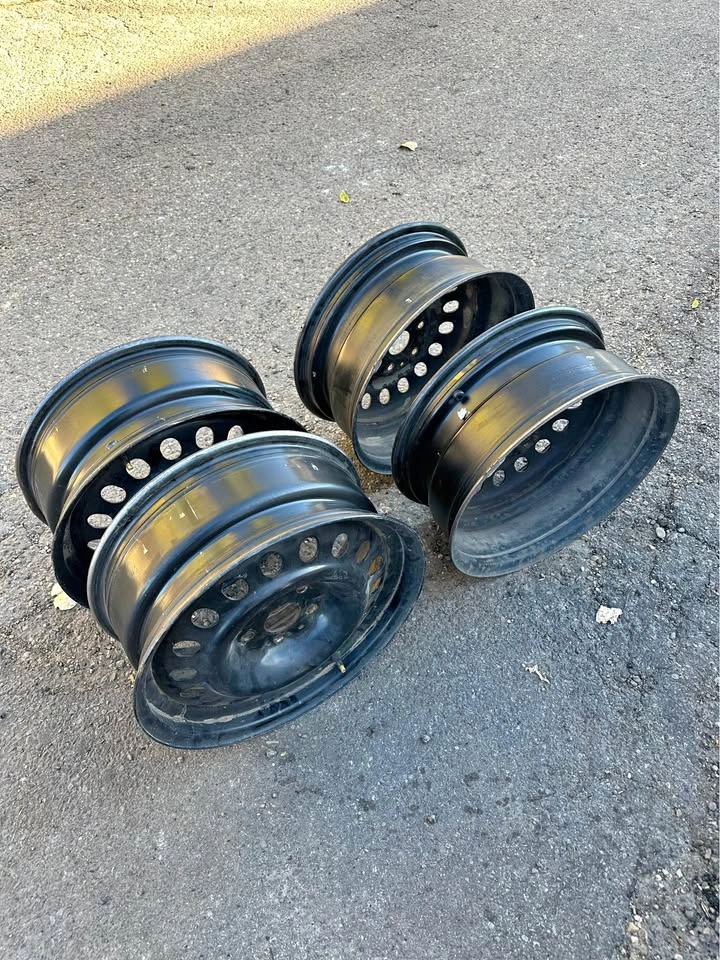 Set of 4 Black Steel Wheels