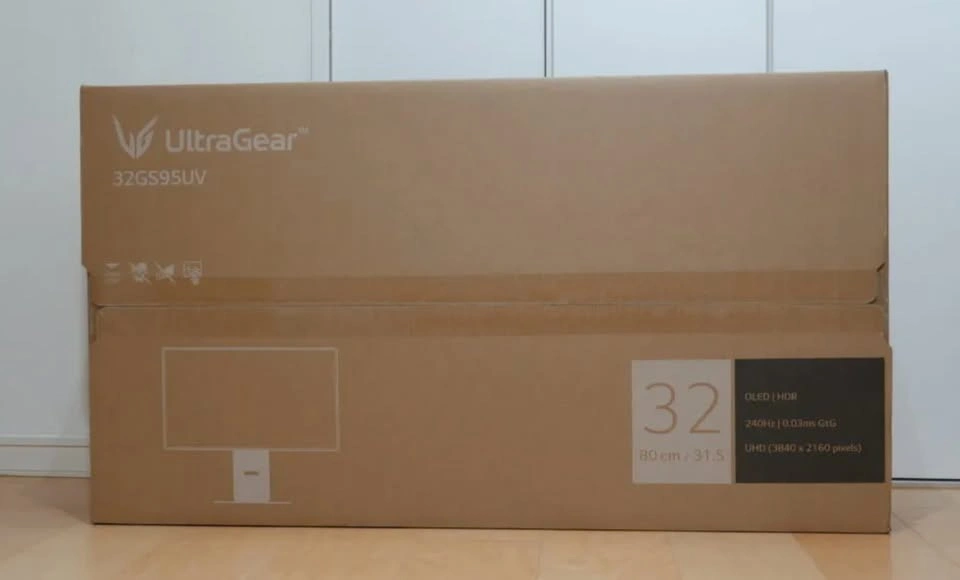 LG UltraGear 32GS95UV 32" 4K UHD 240Hz OLED Gaming Monitor - photo 3