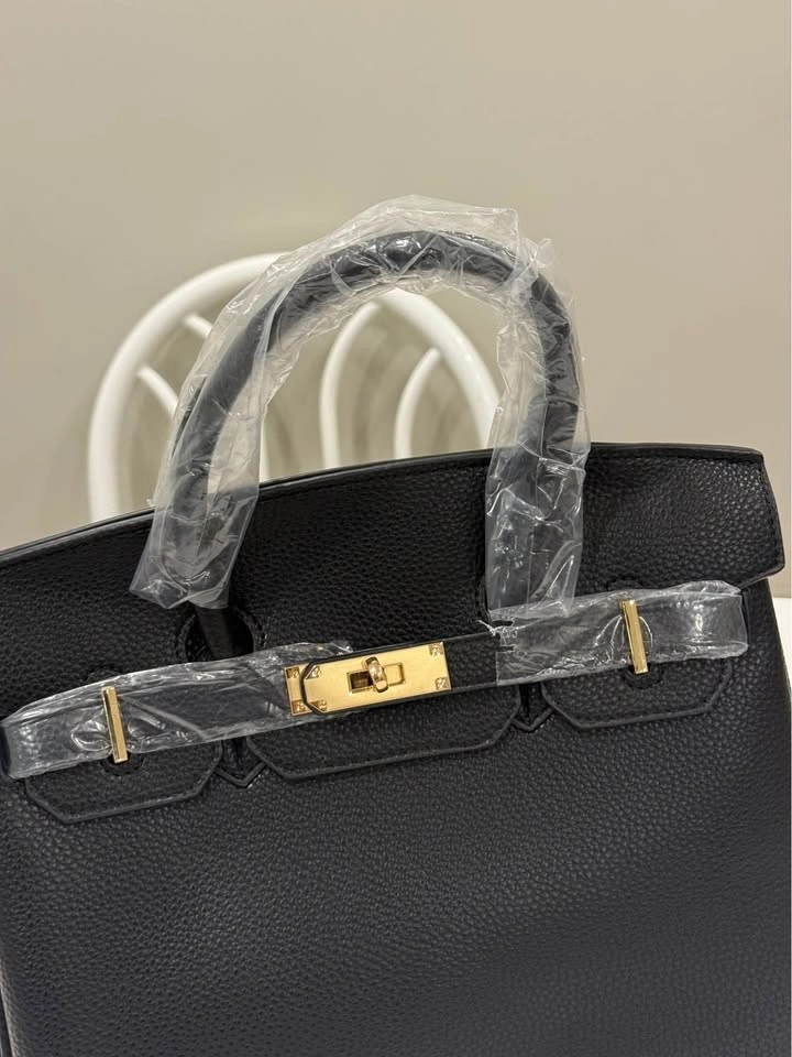 Black handbag - photo 3