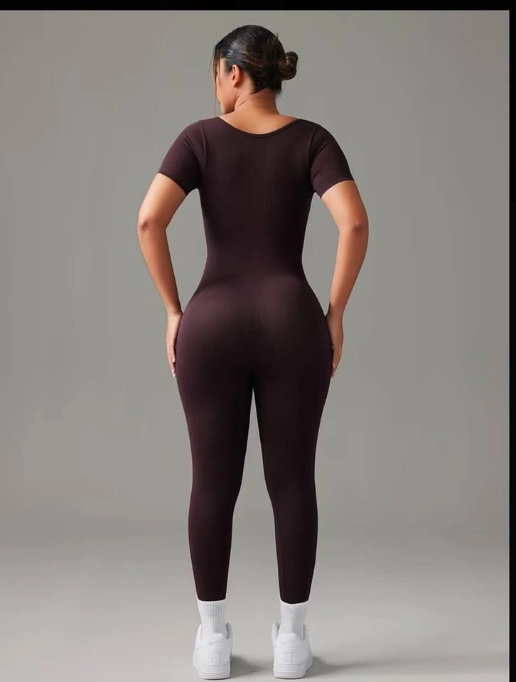 Jumpsuit size 12 large - photo 3