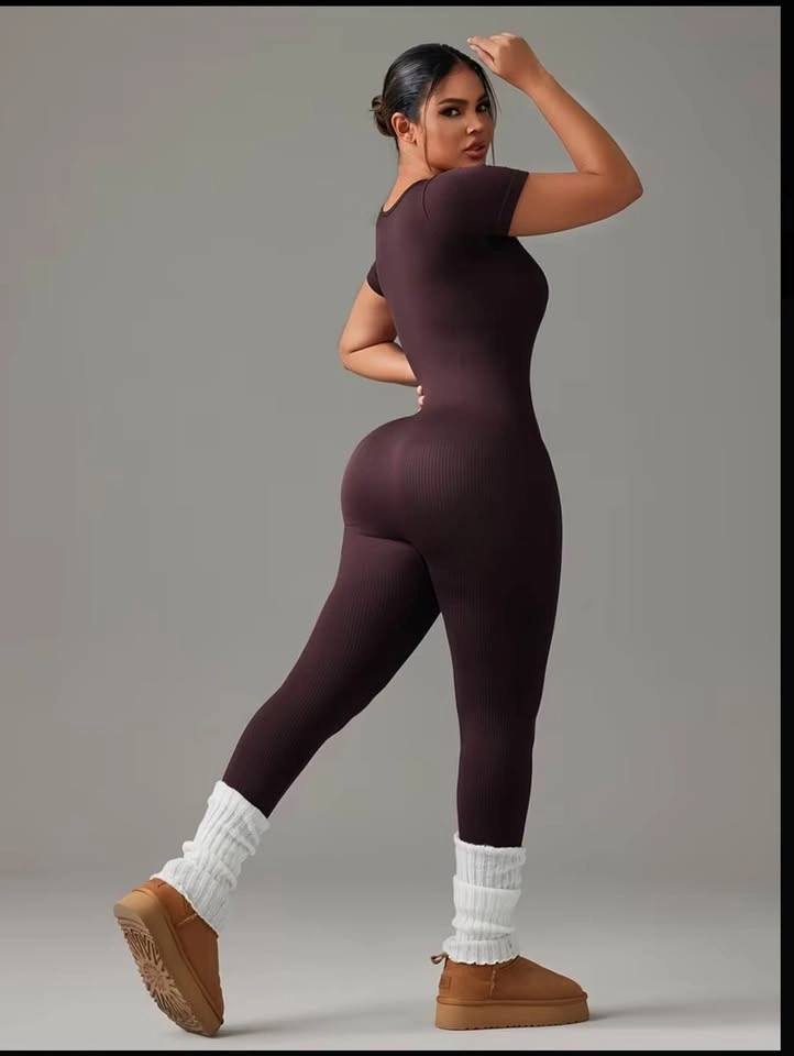 Jumpsuit size 12 large - photo 4