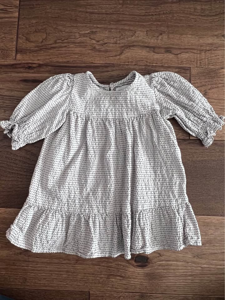 Bundle of 5 dresses size 12-18 months - photo 3