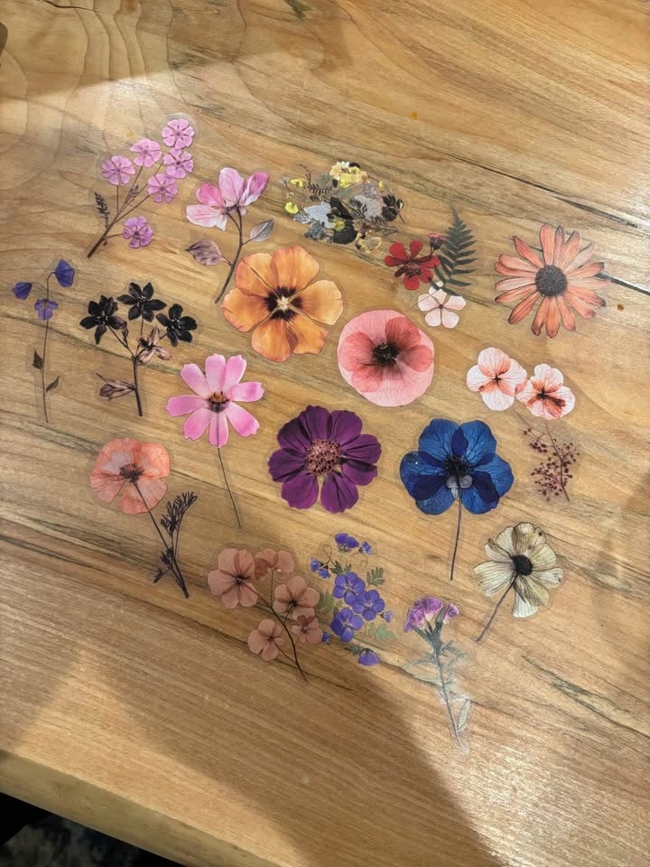 Clear water resistant floral stickers $1 each - photo 2
