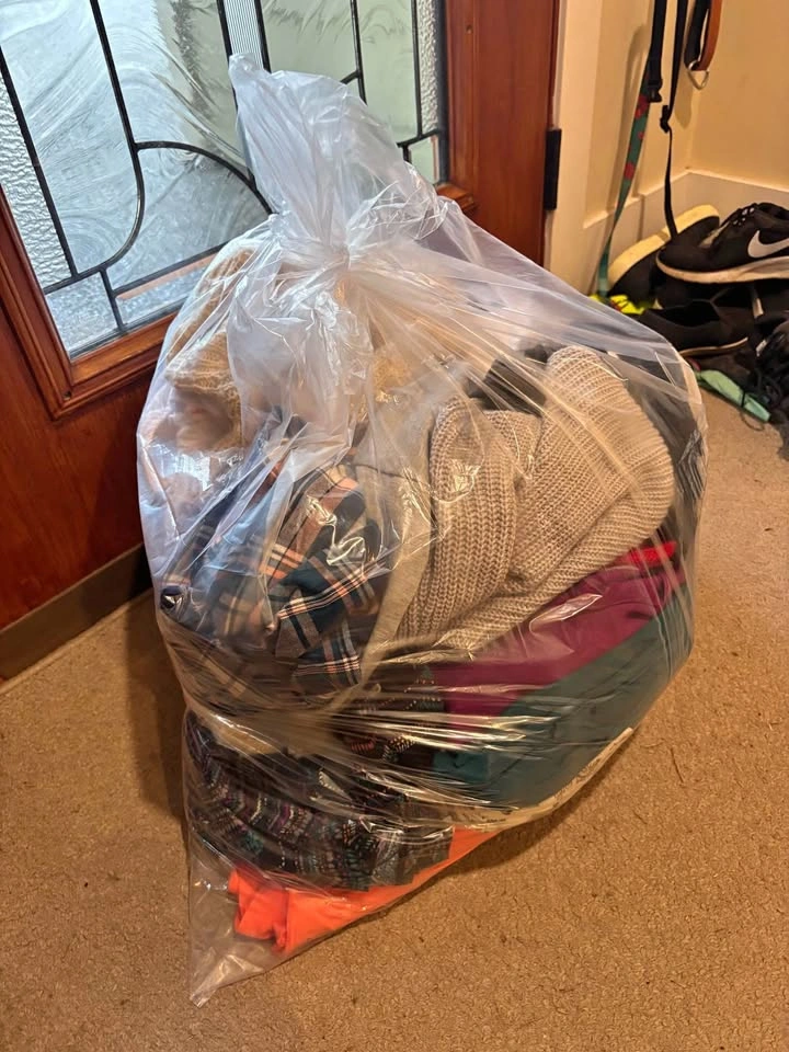 Large bag of women’s clothing XS-S