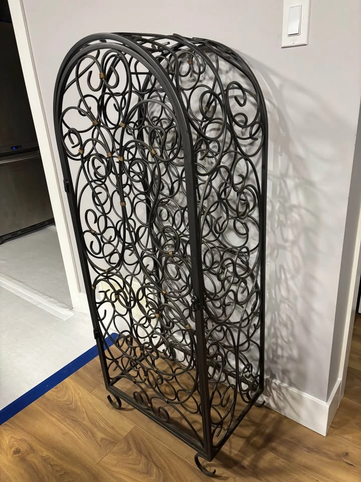 New! Iron 54 Bottle Wine rack - photo 2