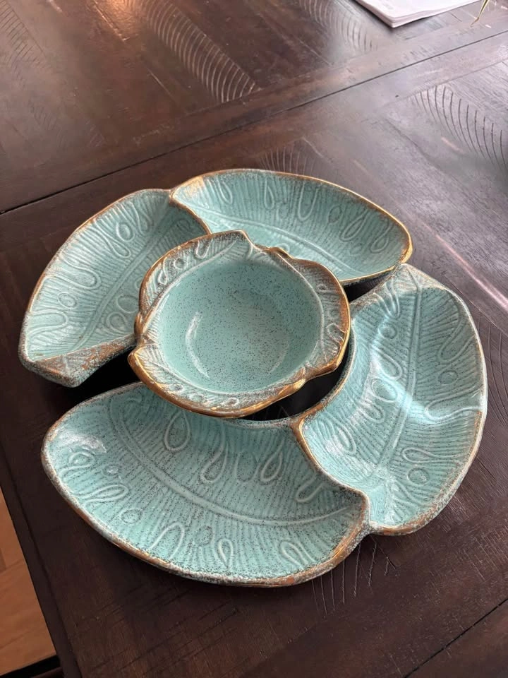 Mid century pottery serving bowls - photo 4