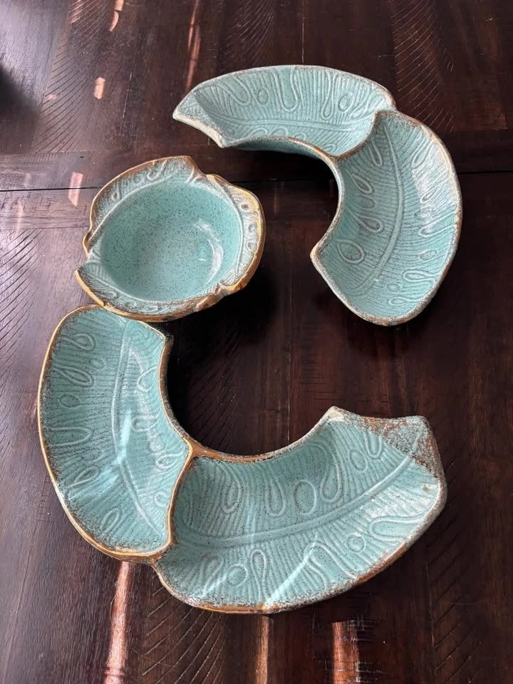Mid century pottery serving bowls - photo 5