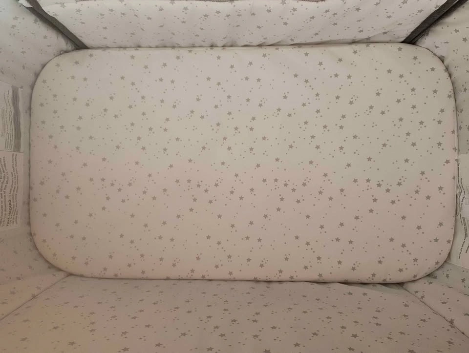 Adjustable3 in 1  Bedside Bassinet + Sheets - photo 2