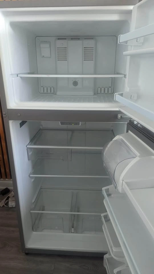 Whirlpool 30" Wide Stainless Steel Fridge - photo 2